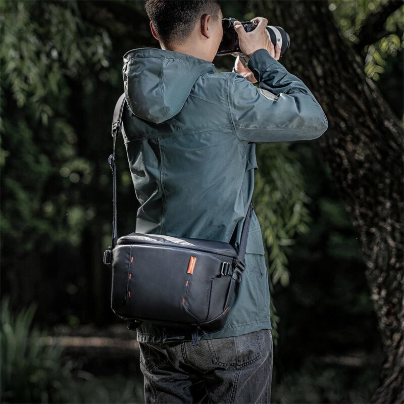 PGYTECH OneMo Sling 7L (Space Black) - Image 2