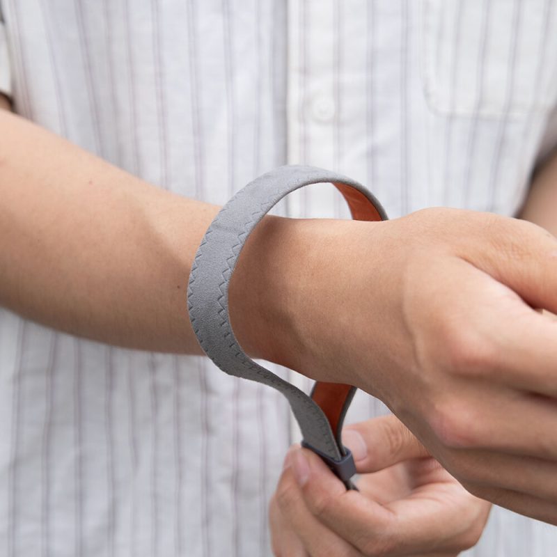 PGYTECH Camera Wrist Strap Air (Oak Gray) - Image 3