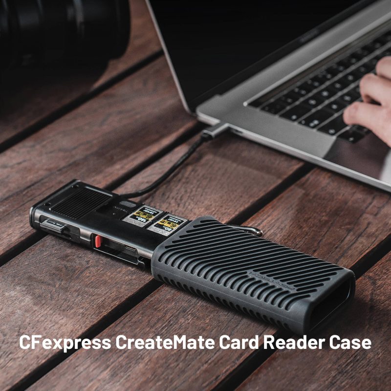 PGYTECH CreateMate CFexpress Type B/SD Card Reader Case (Classic Black) - Image 2