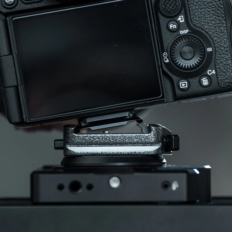 PGYTECH Arca-Type Quick Release Clamp and Plate V2 - Image 2