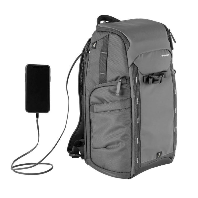 Vanguard VEO Adaptor R48 GY  – Φωτογραφική Τσάντα Πλάτης Γκρι με θύρα USB - Image 5